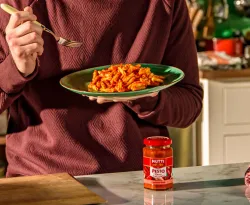 Mutti pesto z červených paradajok 180g thumbnail-1