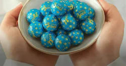 Perugina Baci mliečne pralinky Perle v plastovom obale 154g thumbnail-4