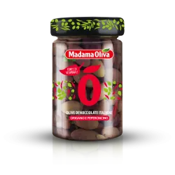 Madama Oliva čierne olivy bez kôstky s oreganom a čili papričkou v slanom náleve 300g thumbnail-1