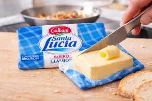 ZACHRÁŇ MA Galbani talianske maslo Santa Lucia 250g